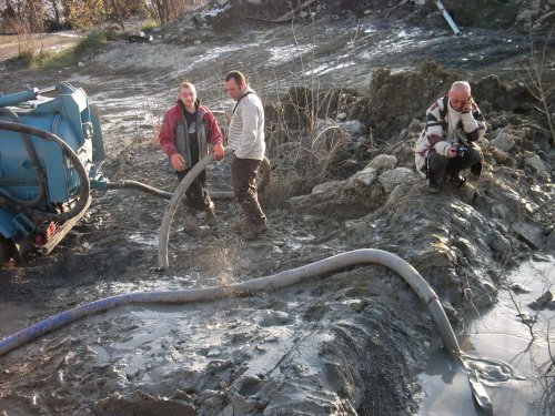 (2011.01.21) Процесс сброса буровых отходов