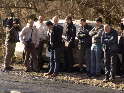 (2011.01.21) Комиссия на берегу мертвой реки