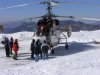 На Лунную Поляну прилетел вертолет КА-32С компании "Аэро-Камов" (в 2010г. этот борт потерпел катастрофу на месте строительства)