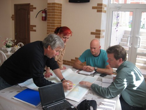 (2009.05.25) Визит представителей САО (Аппарата омбудсмена Всемирного Банка) на Тамань