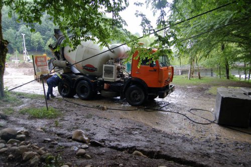(2009.06.04) Строительство совмещенной дороги Адлер-Красная Поляна