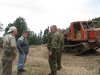 Разговор представителей прокуратуры и милиции с вальщиком леса