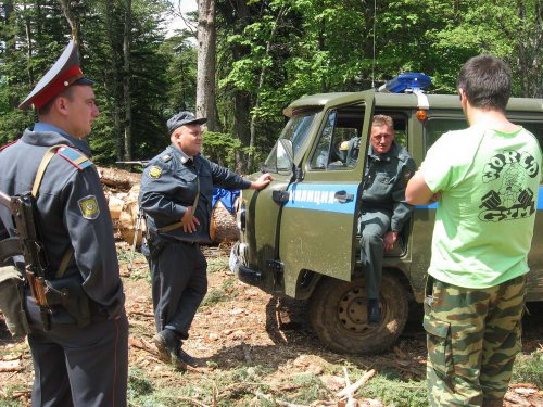 (2010.05.25) Операция по поимке браконьеров на горе Буква