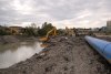 (2010.10.05) Строительство трубопровода неизвестного назначения в русле реки Мзымта