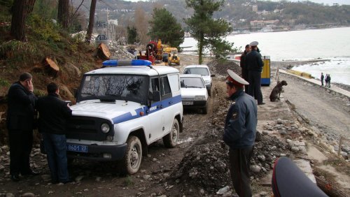 (2010.12.17) Экологическая Вахта продолжает блокаду олимпийской стройки на мысе Видном