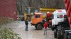 (2011.02.06) "Зеленые" заблокировали выезд миксера, слившего отходы