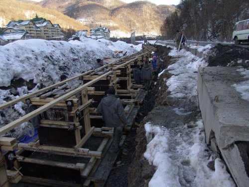 (2011.02.22) "Газпром" убивает заповедные реки Ачипсе и Лаура