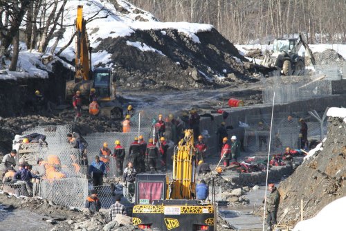 (2011.02.22) "Газпром" убивает заповедные реки Ачипсе и Лаура