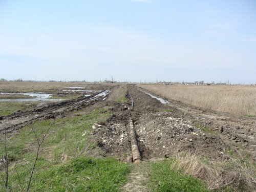 (2011.04.15) Территория заказника в районе нефтепромыслов