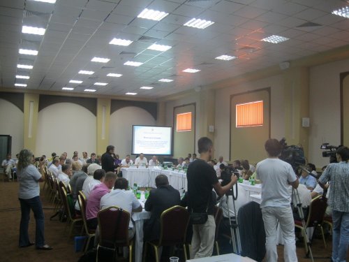 (2011.07.18) Экологическое шоу с Владимиром Соловьёвым в Краснодаре