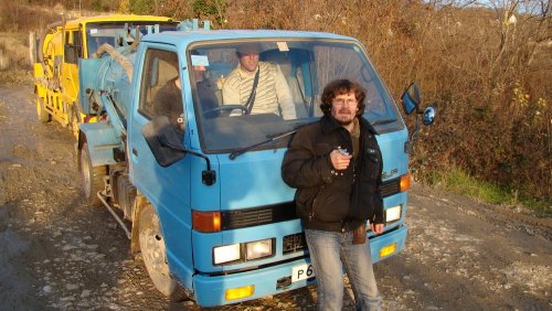 (2011.01.21) Активисты ЭкоВахты блокируют движение илососа