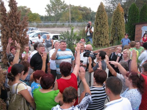 Владимир Перебейнос призывает жителей Ильского проголосовать за резолюцию против деятельности Ильского НПЗ