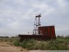 Газовая скважина с "ледоколом" - защитным устройством от ледяной шуги