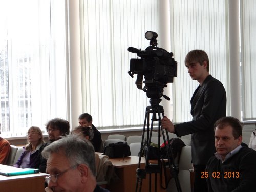 Общенственные слушания по проекту «Метеостанции» на Лунной поляне 