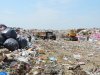 Работа на свалке кипит 