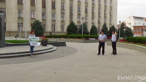 (2014.09.18) Пикет в поддержку Евгения Витишко в Краснодаре