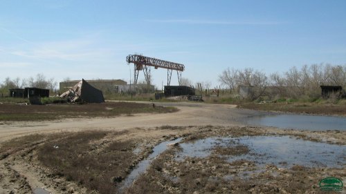 (2015-04-24) Поселок-призрак Чушка