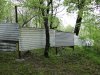 Заборы преграждают путь в лес