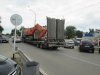 Большегрузные автомобили в центре Тамани