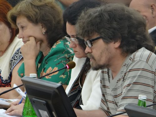 Выступает Андрей Рудомаха