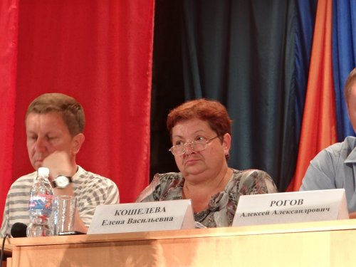 И.о. главы Кеслеровского поселения Елена Кошелева оказалась по ту сторону от интересов населения