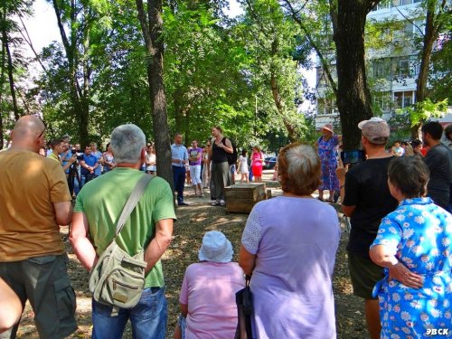 Митинг против застройки берегов реки Кубань