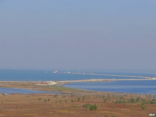 Вид на косу и остров Тузла 