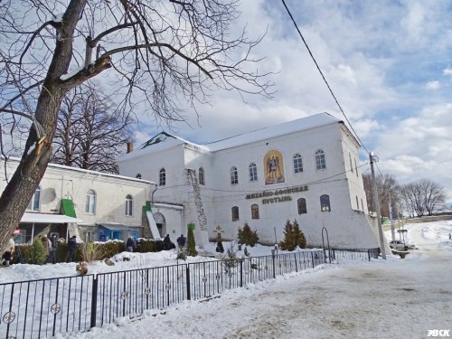 Свято-Михайловский монастырь (пос.Победа)