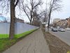 Забор вокруг украденного участка зеленой зоны на Ростовском шоссе, где планировалось построить "Центр песни Пономаренко"