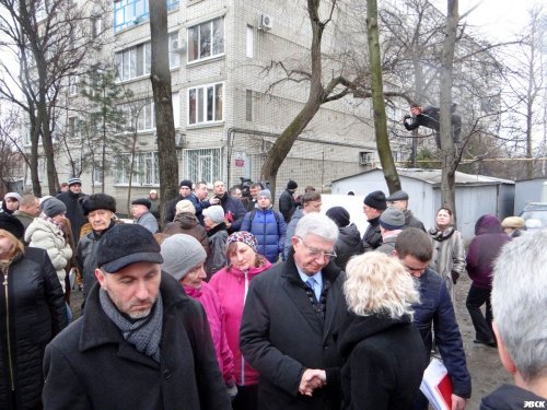 Краснодар, Ростовское шоссе, после завершения встречи с Евлановым жители начинают расходиться