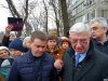 Владимир Евланов дает поручение директор департамента городского хозяйства и ТЭК Евгению Зименко встретиться с жителями