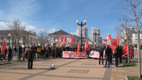 Митинг в Новороссийске против строительства храмового комплекса 