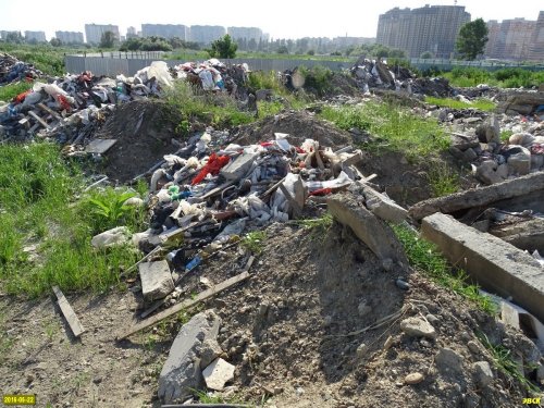 Свалки продолжают покрывать пространства Павловских плавней
