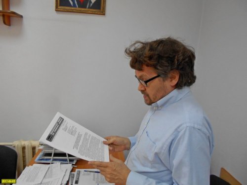 Андрей Рудомаха зачитывает свое ходатайство в Советском районном суде