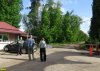 Проезд к Березово-ореховой роще перекрыт шлагбаумами