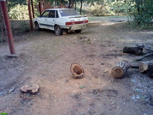 "Благоустройство" дворов на улице Тургенева в Краснодаре