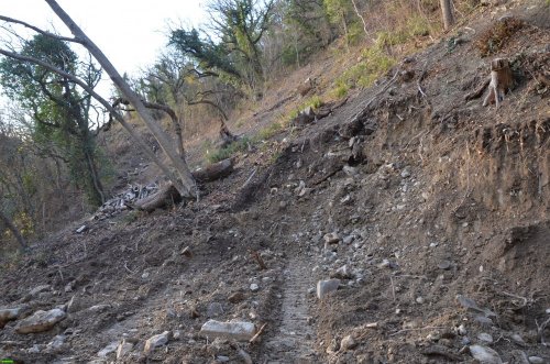 Варварское уродование естественного природного ландшафта