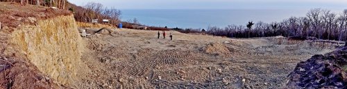 Здесь некий очень приближенный к самым верхам российской власти человек (предположительно адвокат Николай Егоров) решил построит