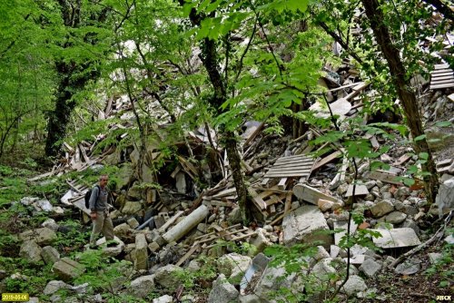 Инспекция "патриаршей" свалки в лесу под Дивноморском