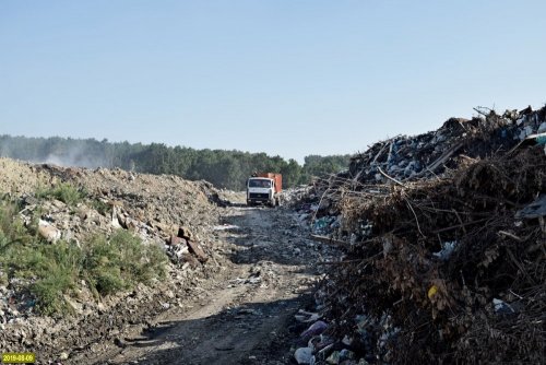 Власти Горячего Ключа продолжают завоз отходов на официально закрытую свалку