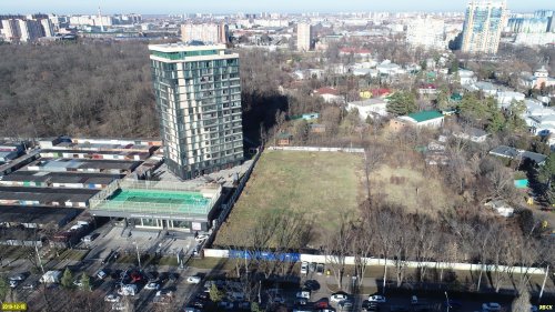 Жилой комплекс "Свет звезд" построен в южной части Чистяковской рощи