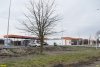 Кроме АЗС, в водоохранной зоне реки построена автомойка