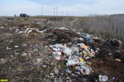 Свалка возле хутора Туркинский