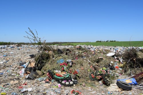 На Северскую свалку свозят разнообразного происхождения мусор со всего района