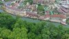 Левобережье реки Джубга напротив парка застроено до самой воды