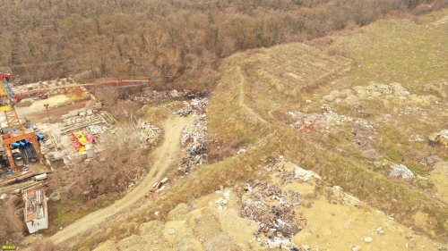 Незаконная свалка в Сукко (Анапа) начинается от последней стройплощадки