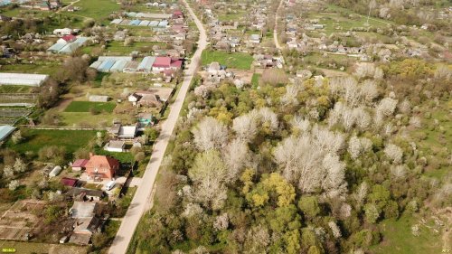 Урочище Южно-Холмское окружено жилой зоной станицы Холмской