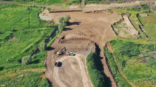 Карьер по добыче глины в посёлке Энем для нужд керамзитового завода