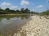 Тихие и прозрачные воды реки Абин в районе автомобильного моста (Абинск)