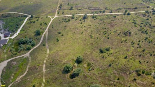 Согласно генплану г.Абинска, территория в районе кирпичного завода является "зелёной зоной"
